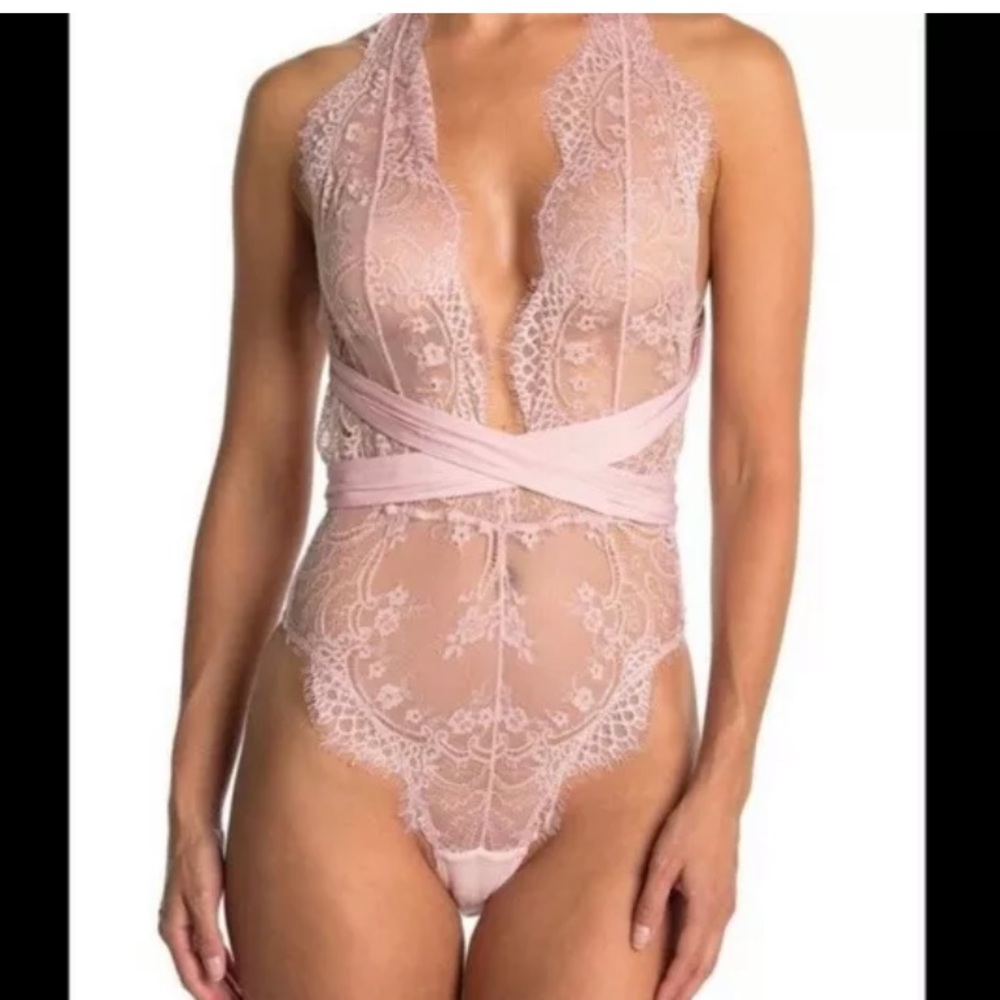 FREE PEOPLE show off bodysuit size small NWT